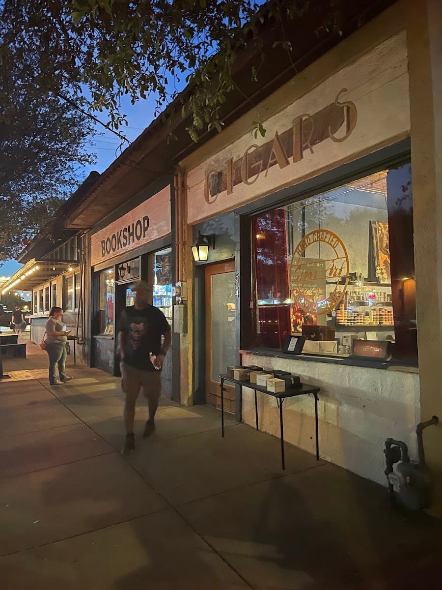 Cigar Art Oak Cliff