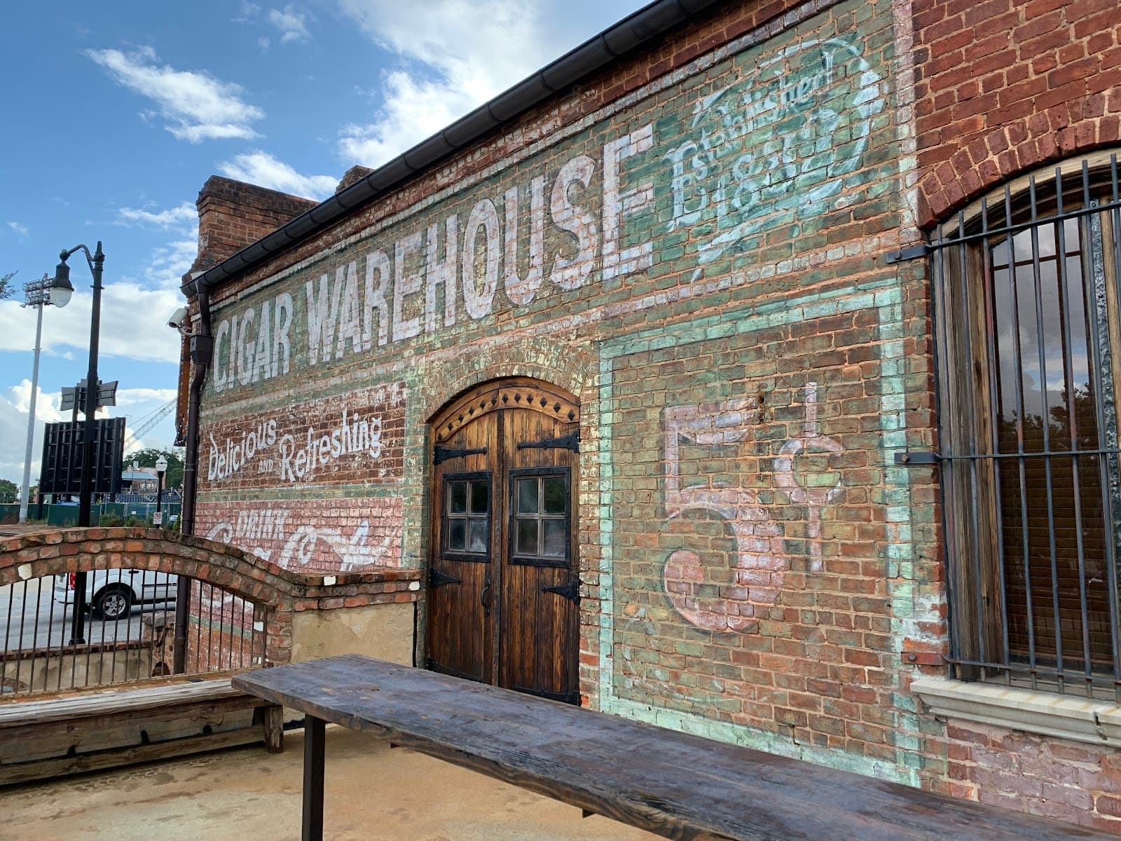 Cigar Warehouse