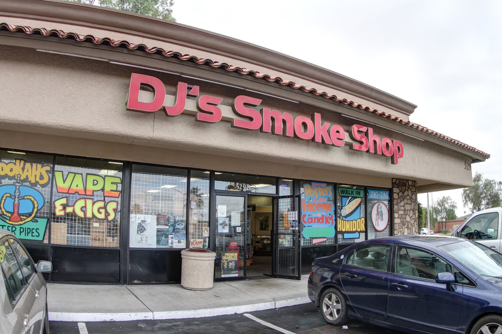DJ's Smoke Shop - Mesa/Gilbert Rd