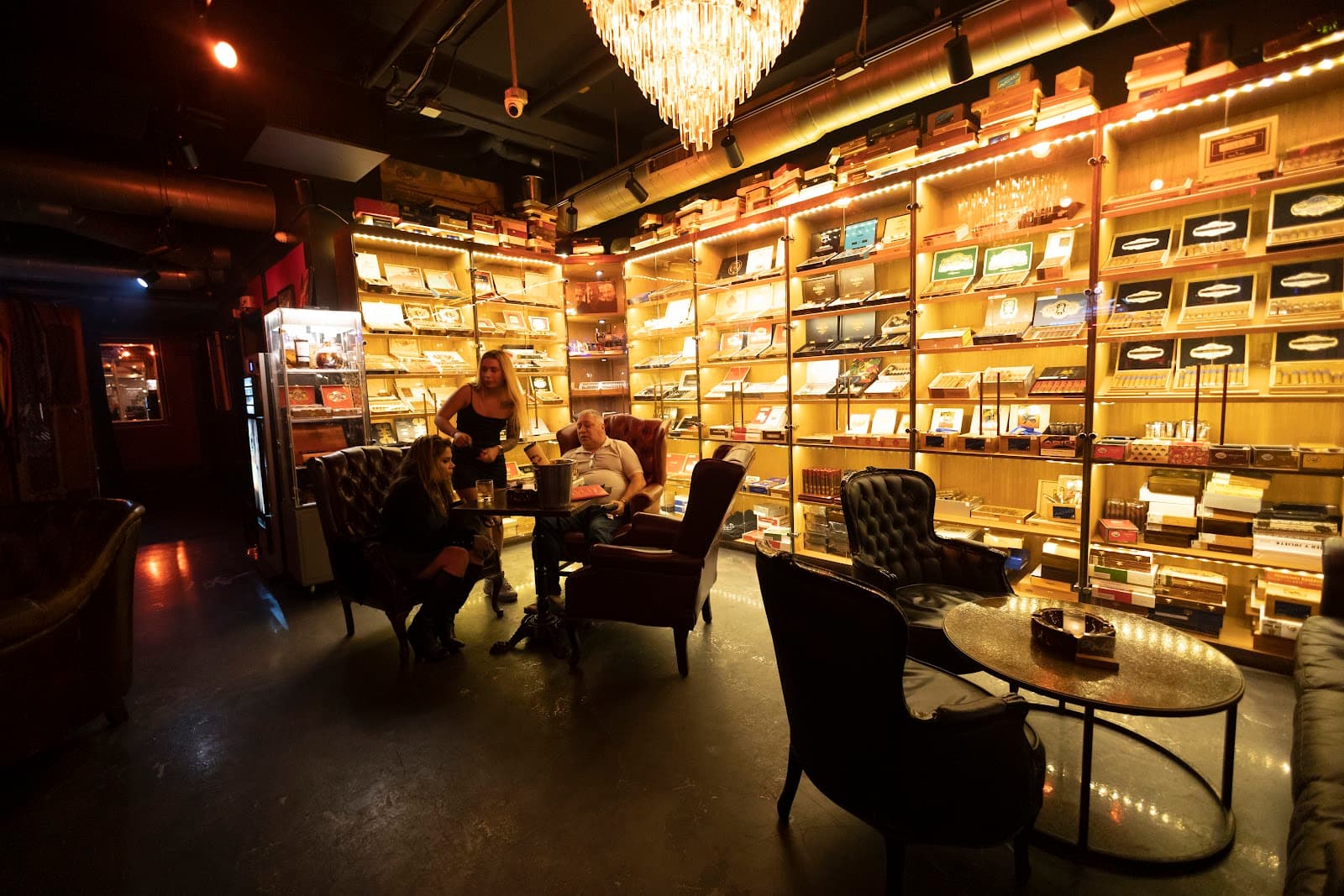 Espanola Cigar Bar
