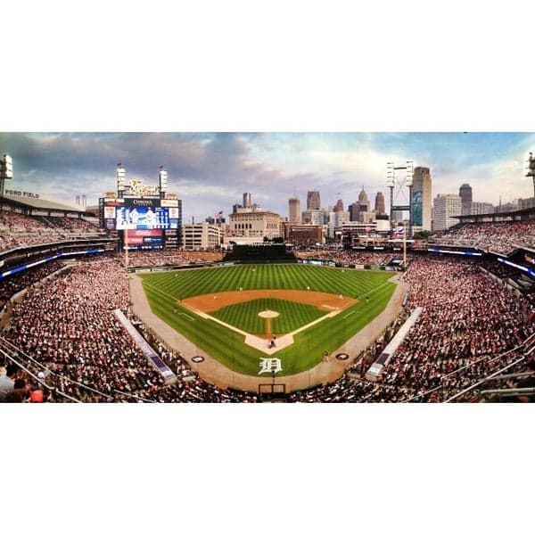 Lexus Cigar Lounge - Comerica Park