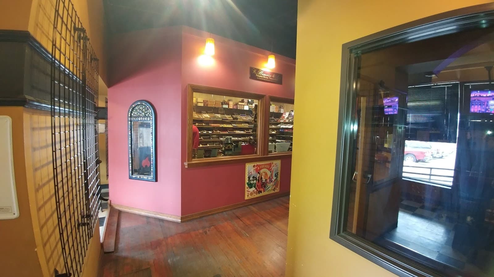 The Cigar Box Tulsa (HQ)