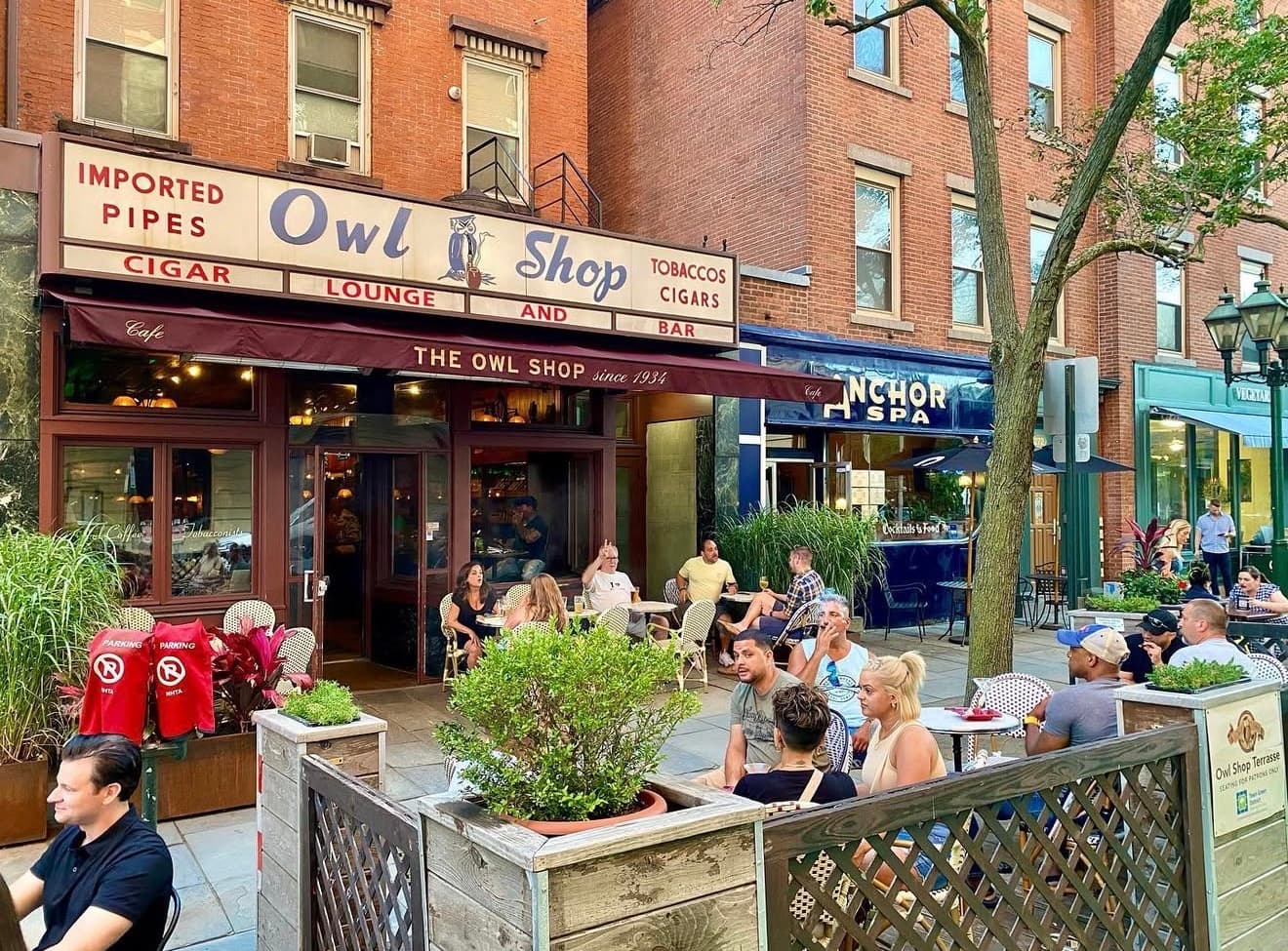 The patio at The Owl Shop in New Haven, Connecticut